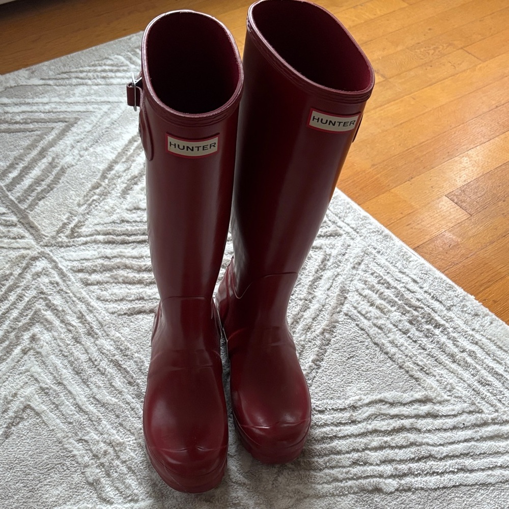 Hunter Classic Red Rainboots